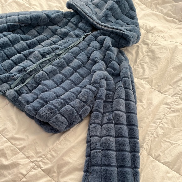 Blue Puffer Jacket - Picture 6 of 7